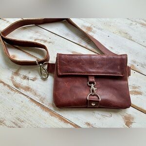 SABRA & SAND handcrafted leather crossbody bag leather boho minimalist purse EUC